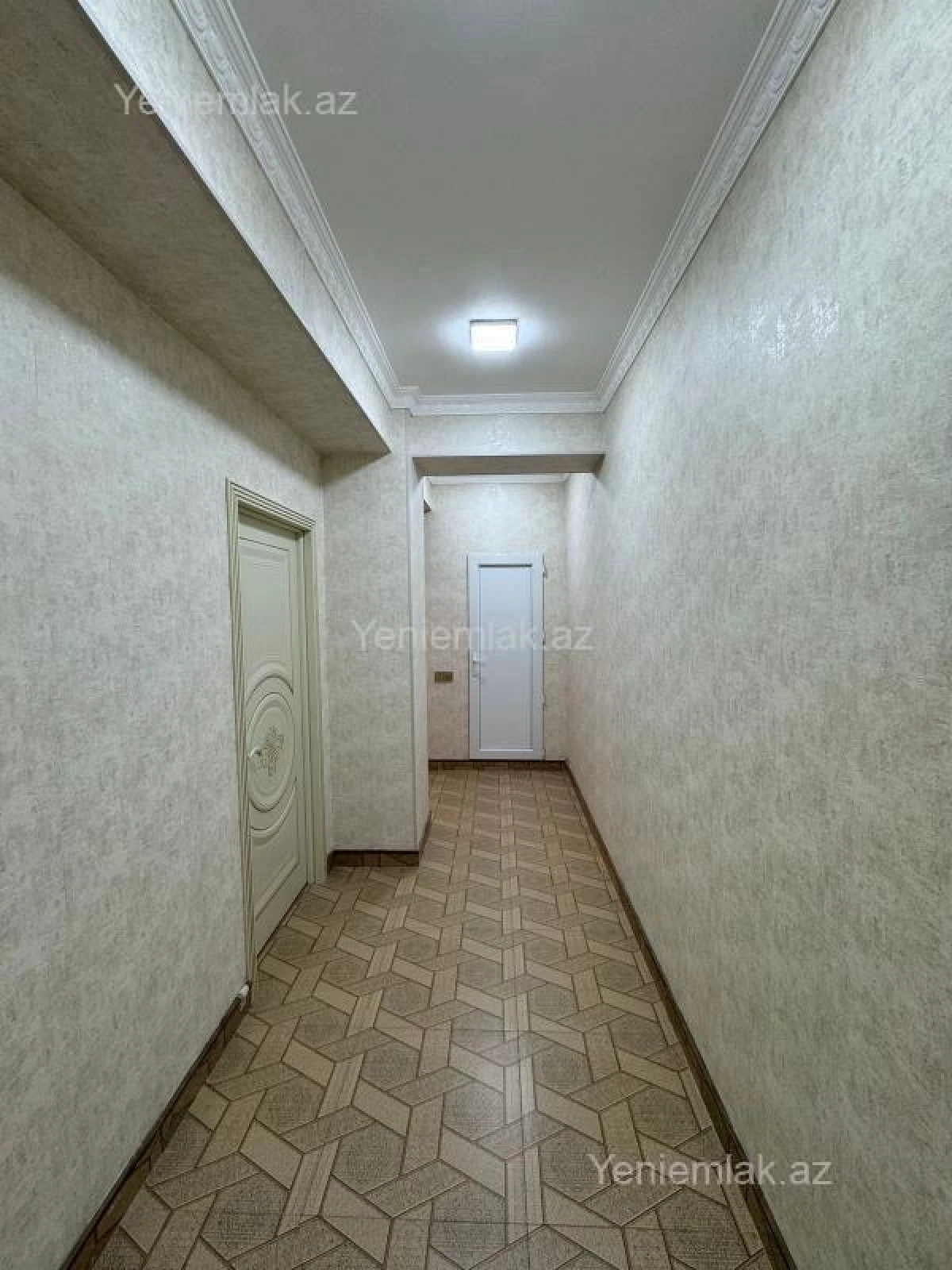 Satılır 2 otaqlı yeni tikili 57 m²