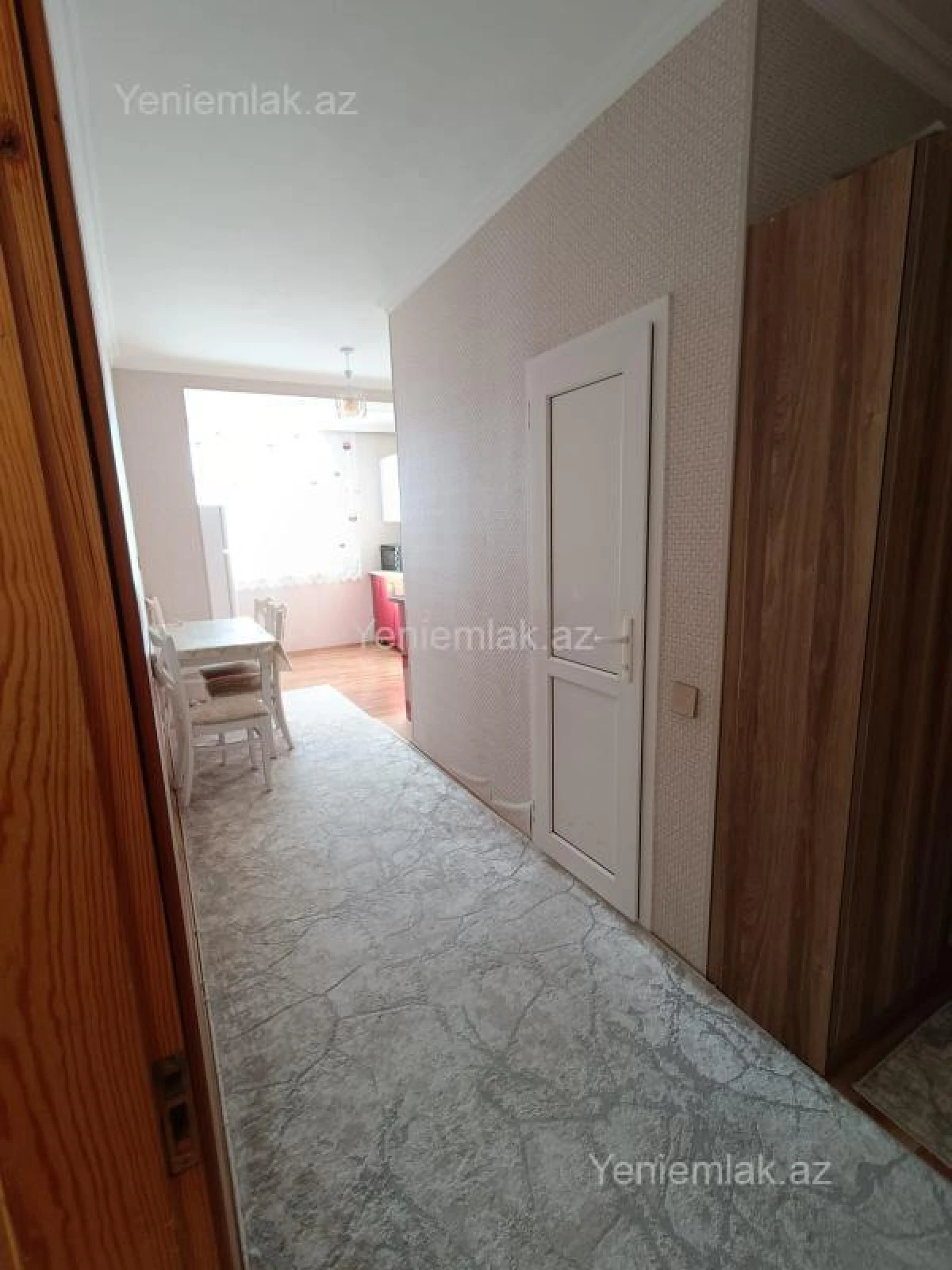 Satılır 1 otaqlı köhnə tikili 37 m²