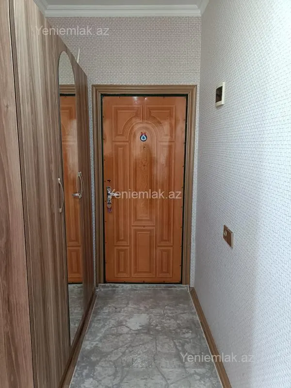 Satılır 1 otaqlı köhnə tikili 37 m²
