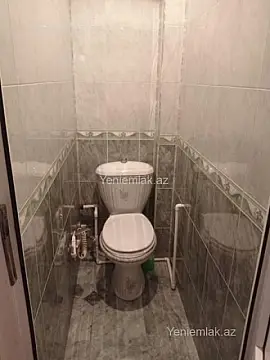 Satılır 2 otaqlı köhnə tikili 55 m²