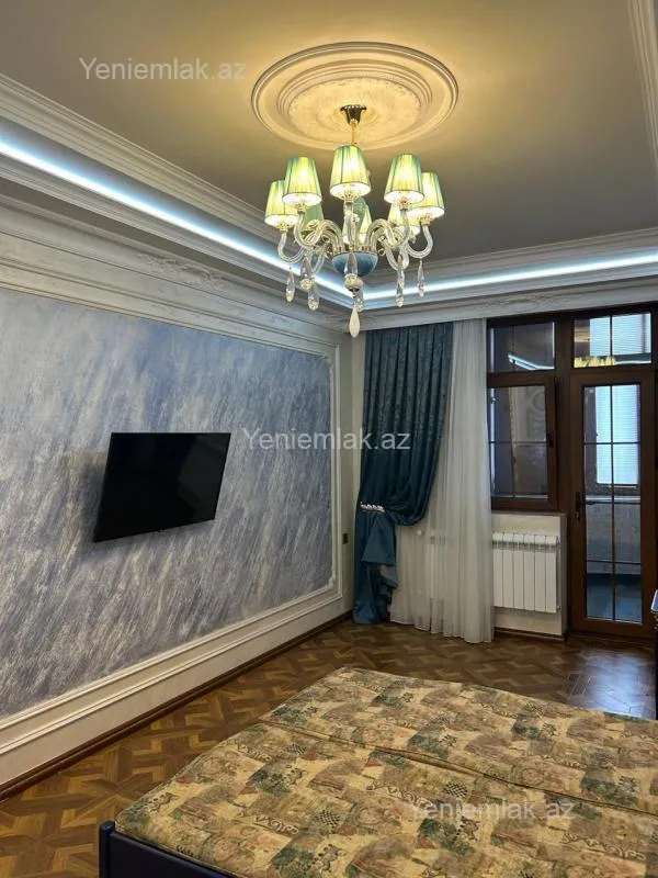 Satılır 4 otaqlı yeni tikili 170 m²