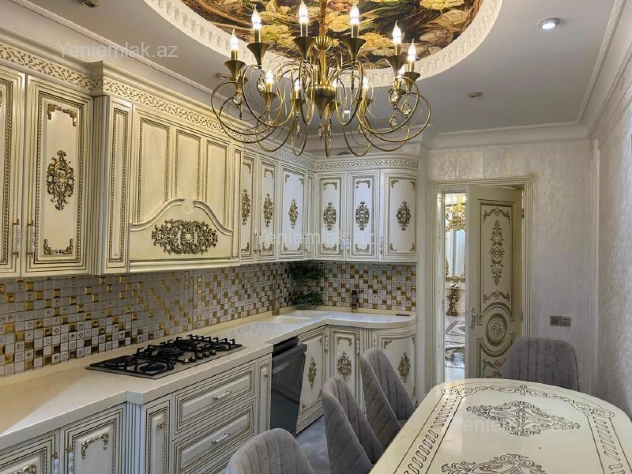 Satılır 4 otaqlı yeni tikili 170 m²