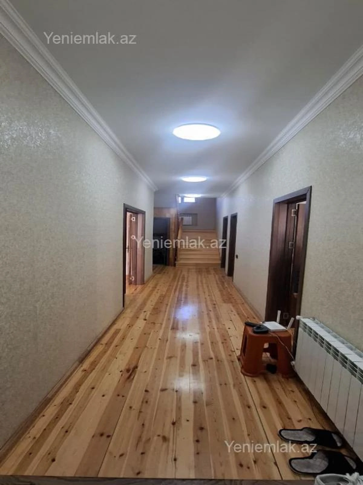 Satılır 8 otaqlı həyət evi 230 m²