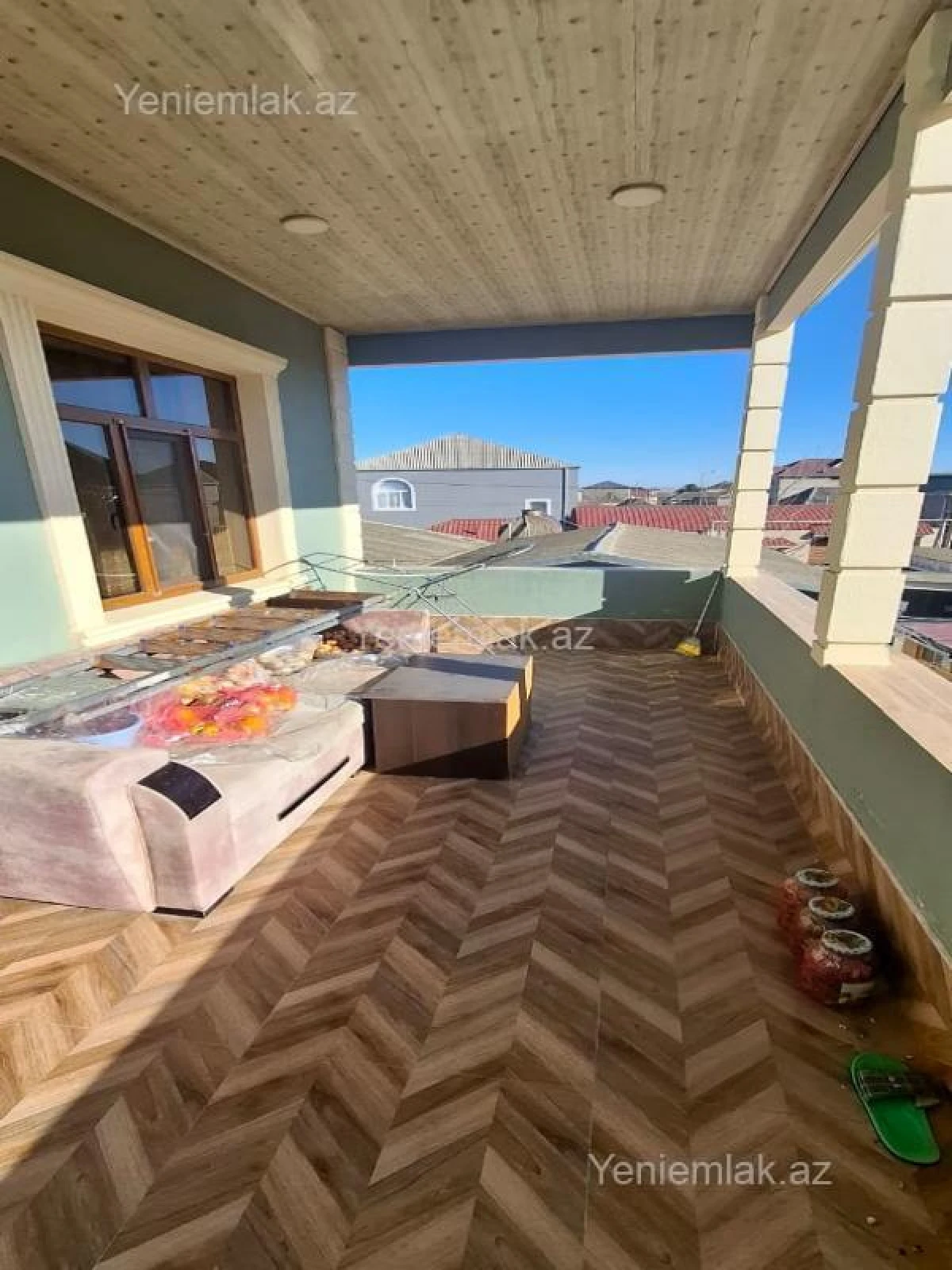 Satılır 8 otaqlı həyət evi 230 m²