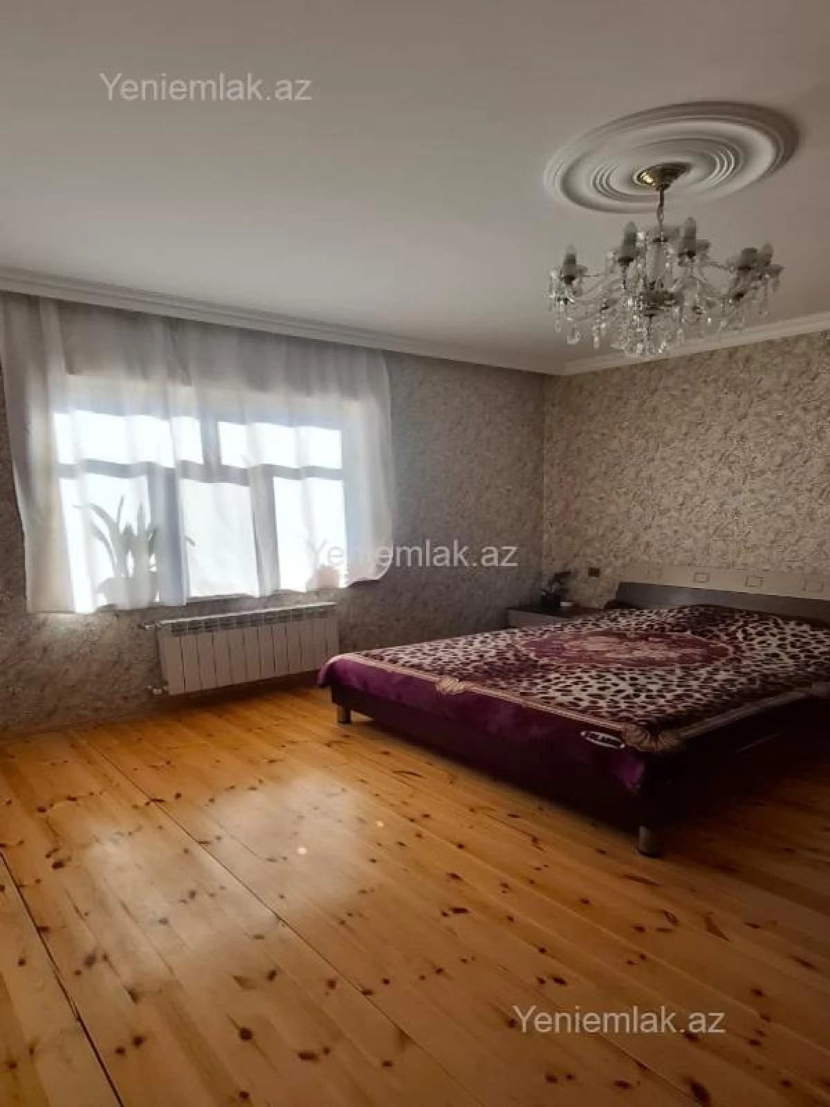 Satılır 8 otaqlı həyət evi 230 m²