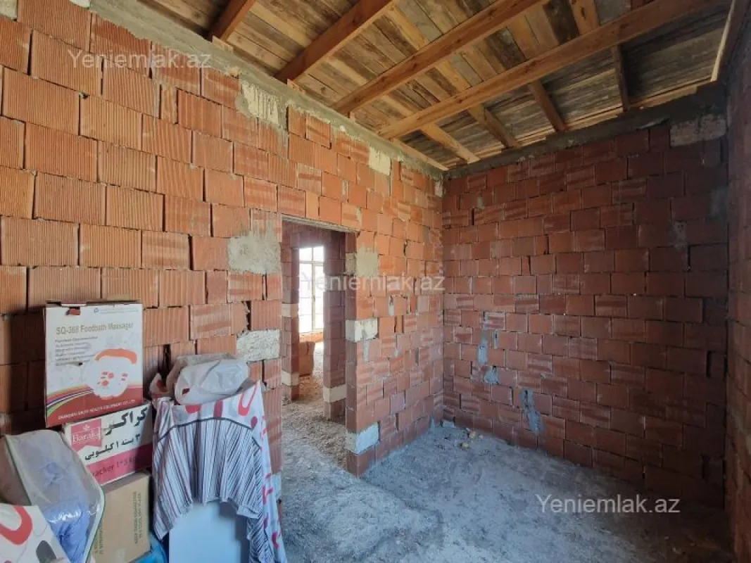Satılır 4 otaqlı həyət evi 150 m²