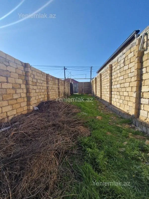Satılır 4 otaqlı həyət evi 150 m²