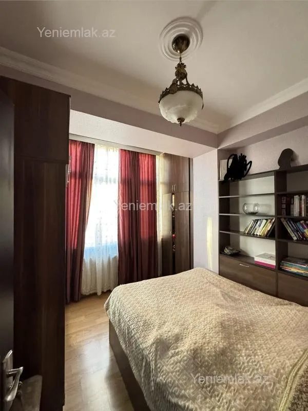 Satılır 2 otaqlı yeni tikili 42 m²