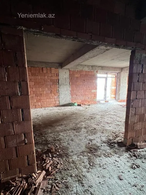 Satılır 2 otaqlı yeni tikili 79 m²