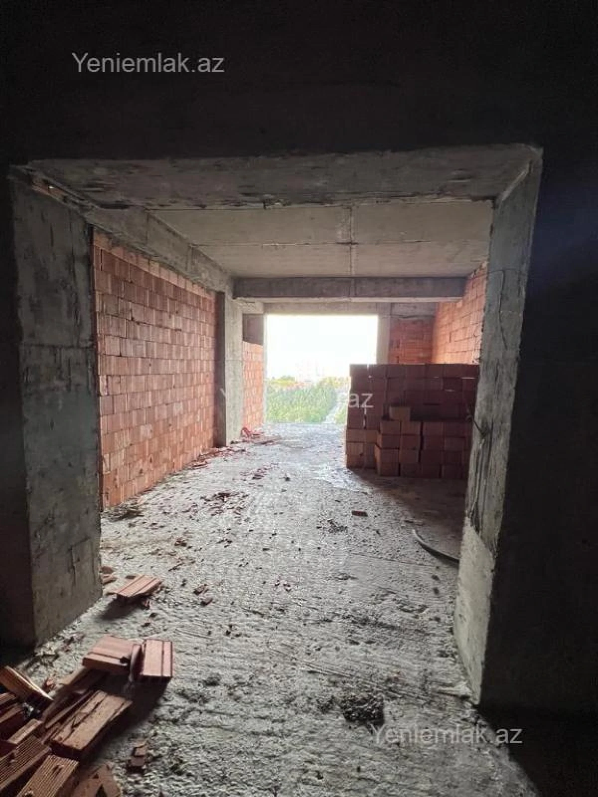 Satılır 2 otaqlı yeni tikili 79 m²