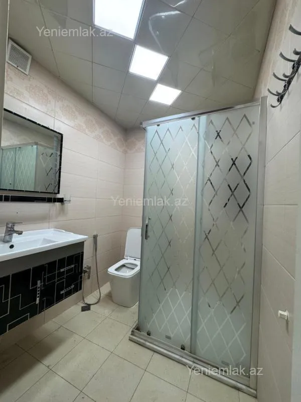 Satılır 2 otaqlı yeni tikili 60 m²