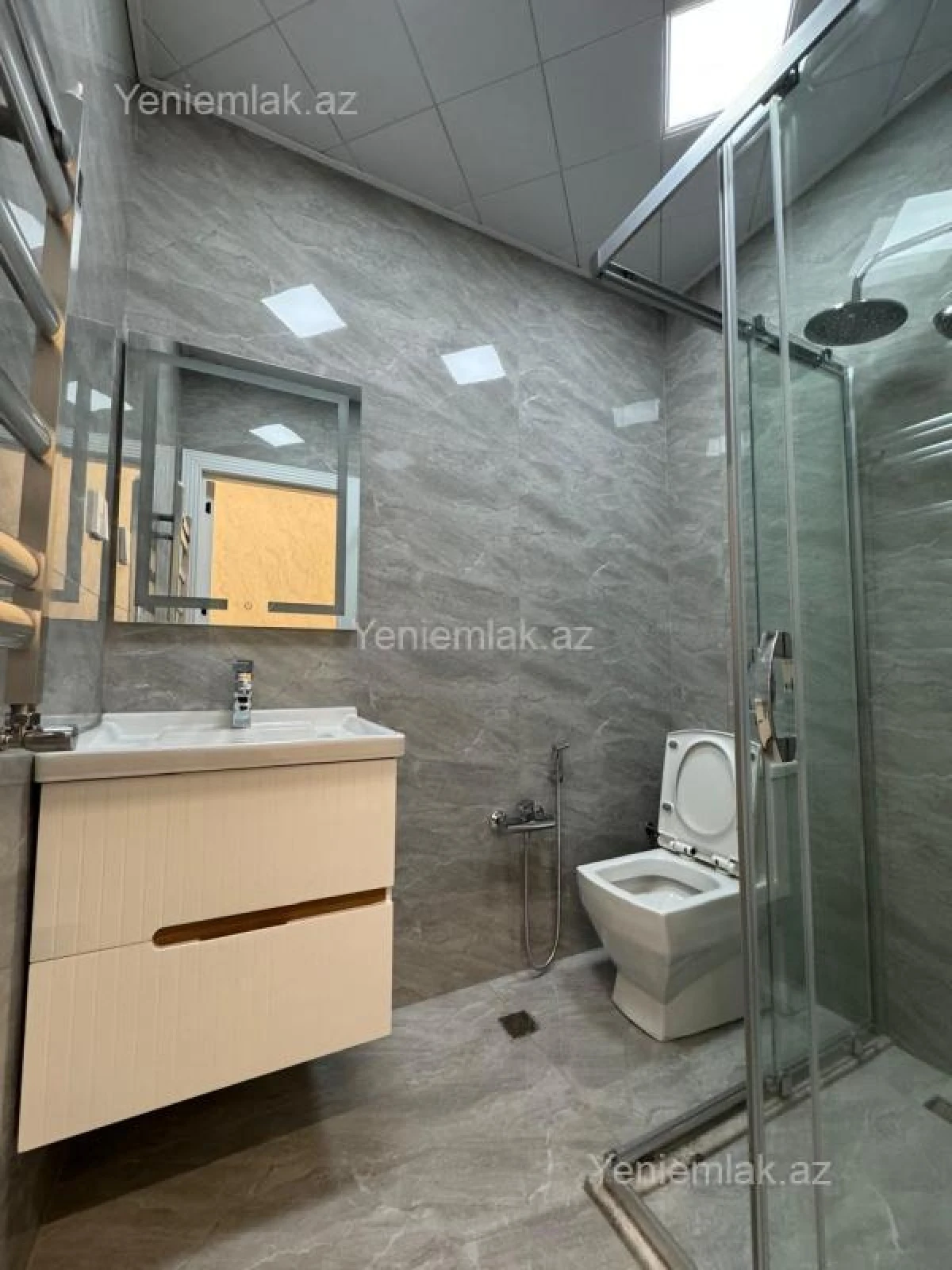 Satılır 2 otaqlı yeni tikili 50 m²