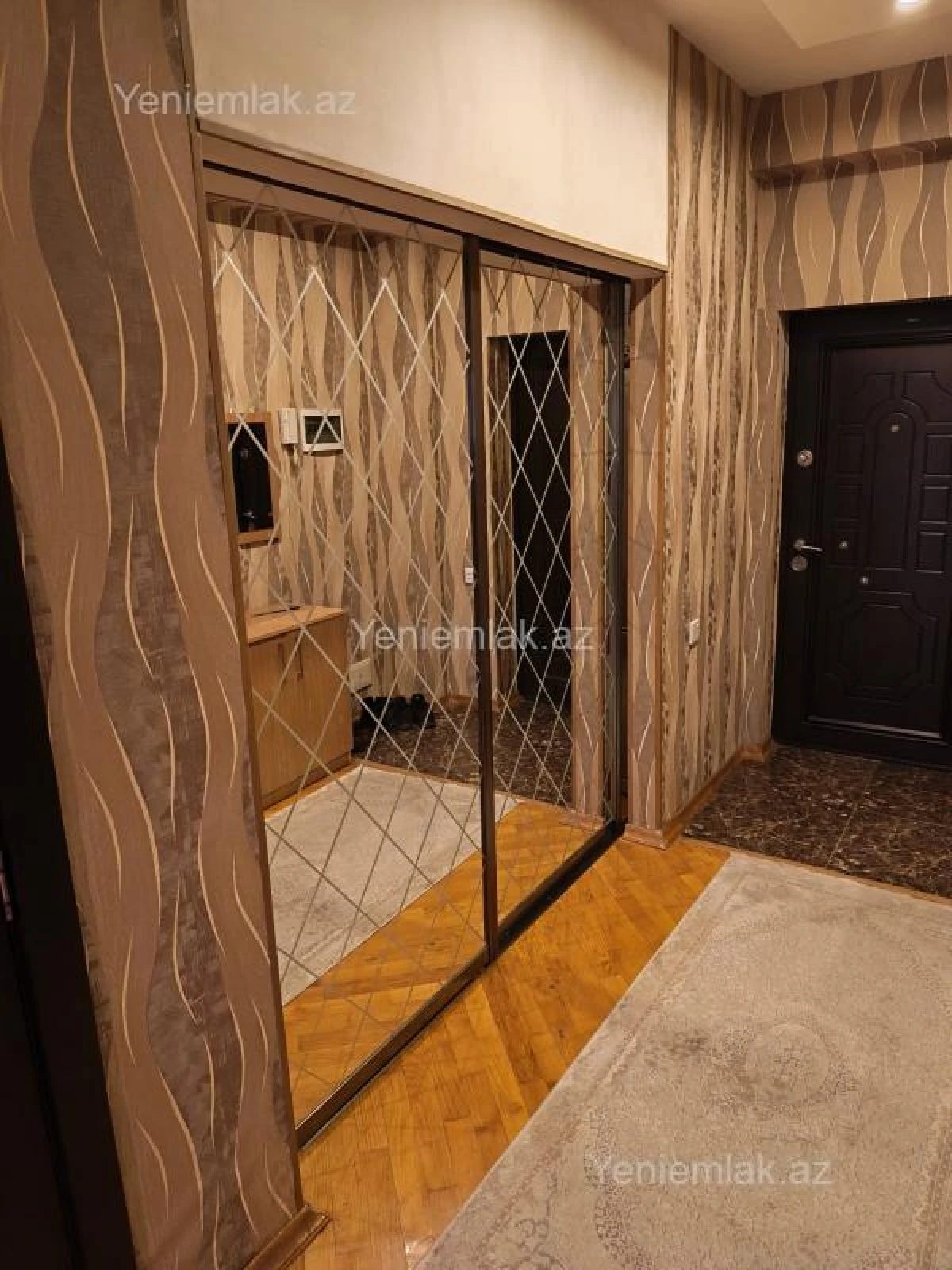 Satılır 3 otaqlı yeni tikili 105 m²