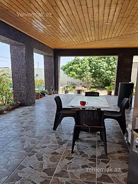 Satılır 7 otaqlı həyət evi 180 m²
