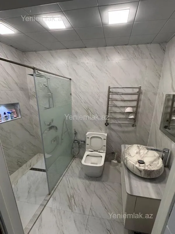 Satılır 2 otaqlı yeni tikili 62 m²