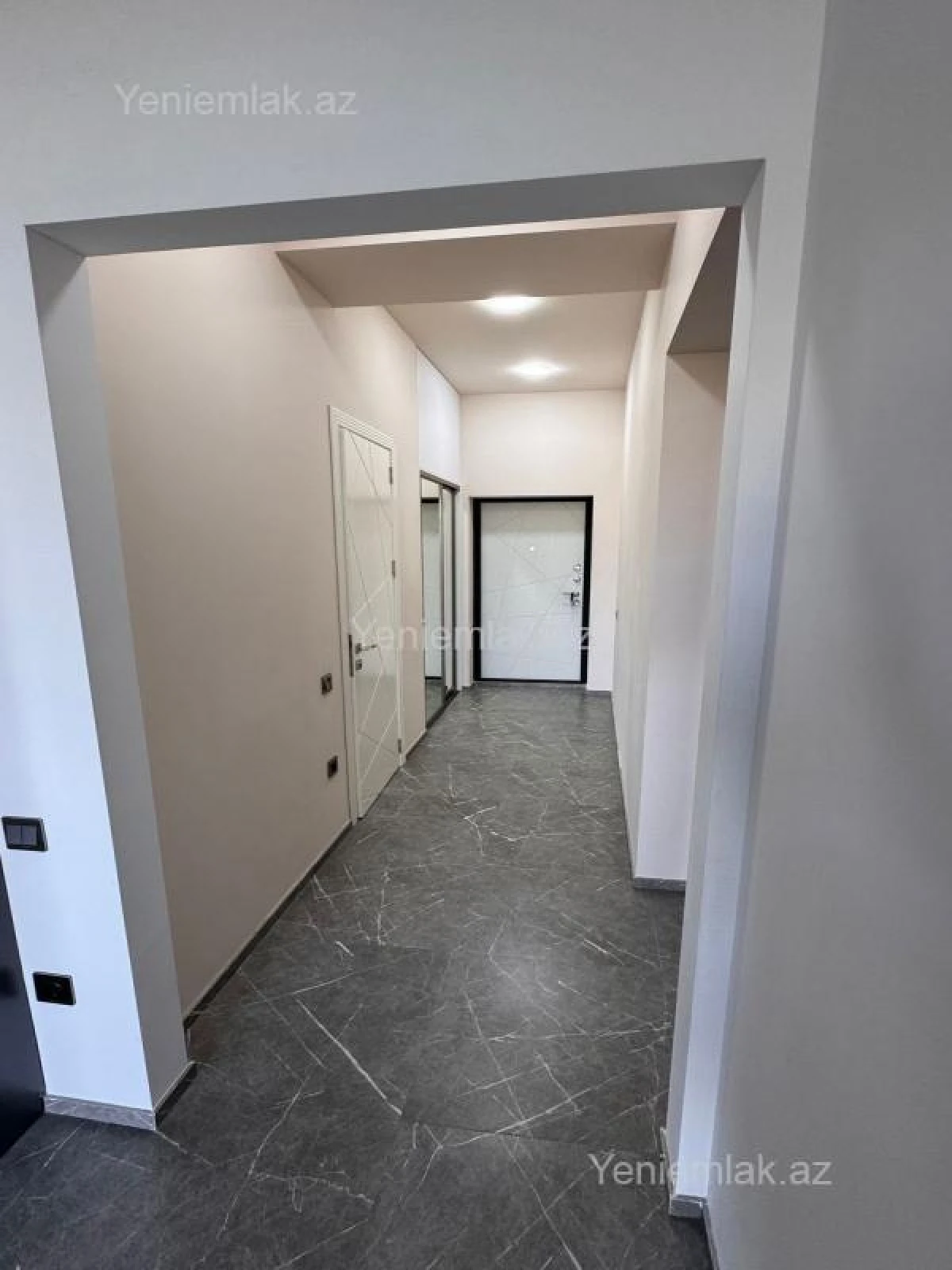 Satılır 2 otaqlı yeni tikili 62 m²