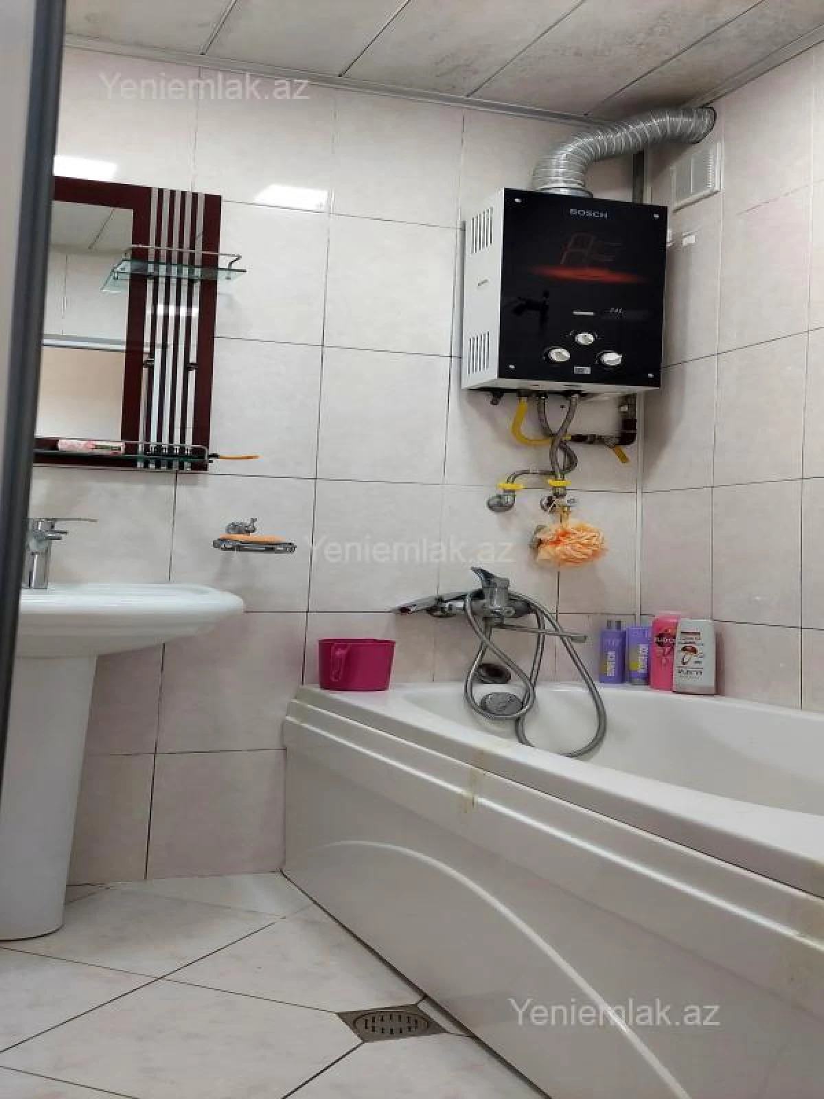 Satılır 4 otaqlı köhnə tikili 86 m²