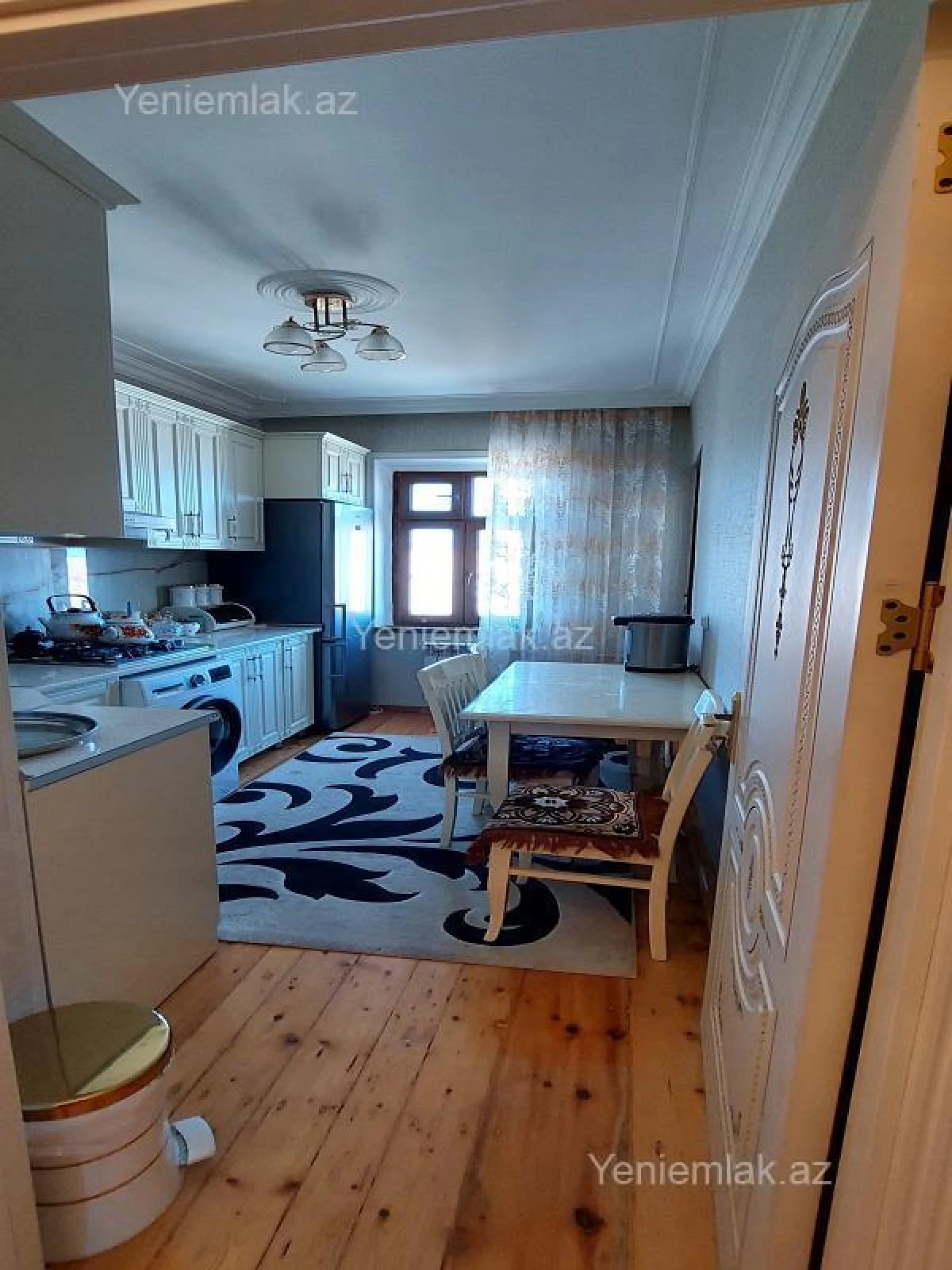 Satılır 4 otaqlı köhnə tikili 86 m²