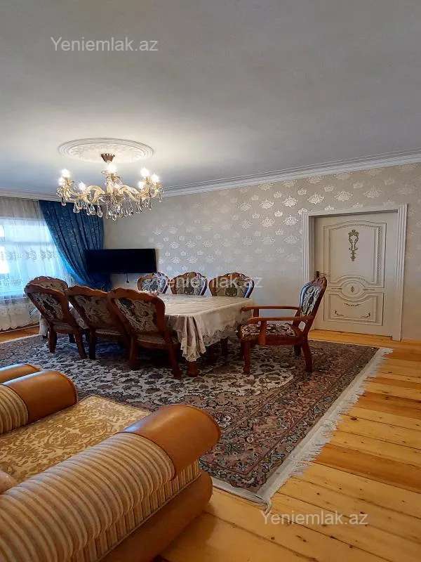 Satılır 4 otaqlı köhnə tikili 86 m²