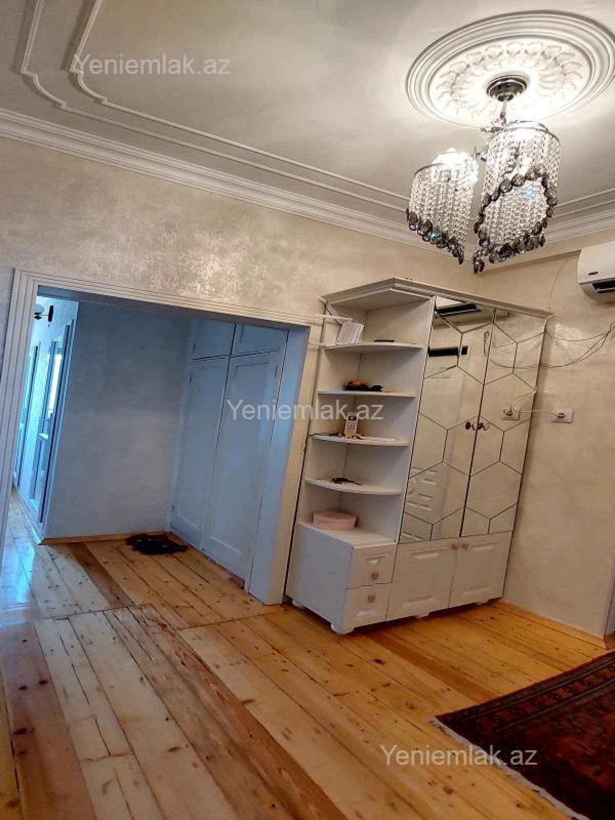 Satılır 4 otaqlı köhnə tikili 86 m²