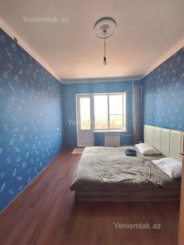 Satılır 5 otaqlı köhnə tikili 120 m²