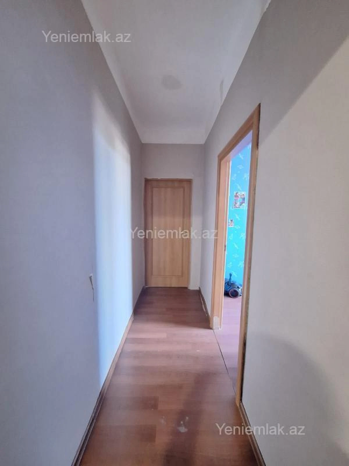 Satılır 5 otaqlı köhnə tikili 120 m²