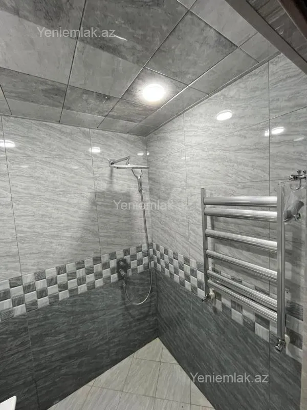 Satılır 3 otaqlı köhnə tikili 72 m²