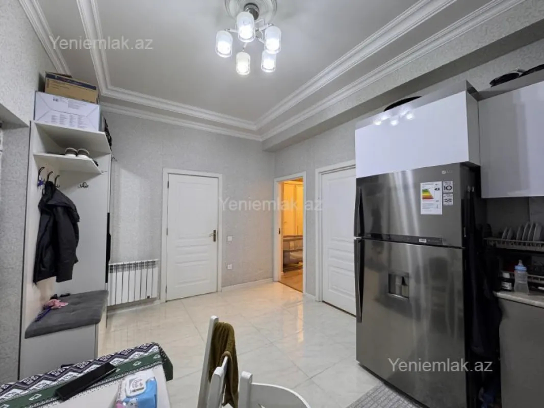 Satılır 2 otaqlı yeni tikili 72 m²