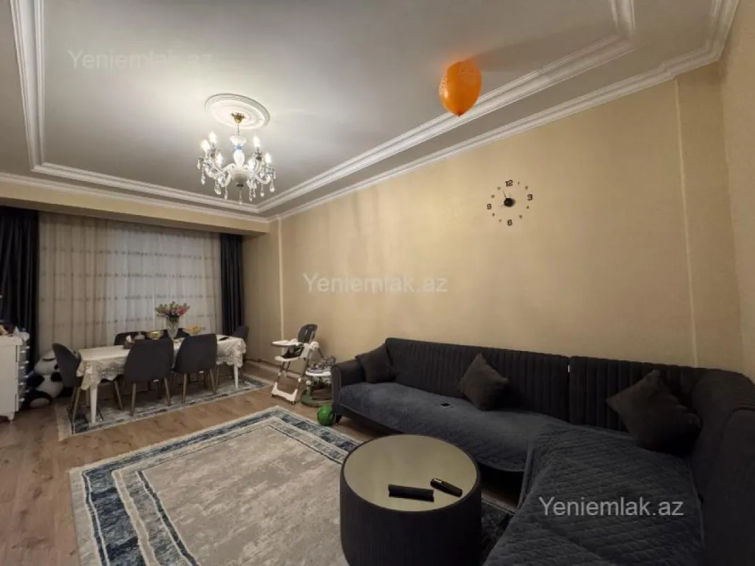 Satılır 2 otaqlı yeni tikili 72 m²