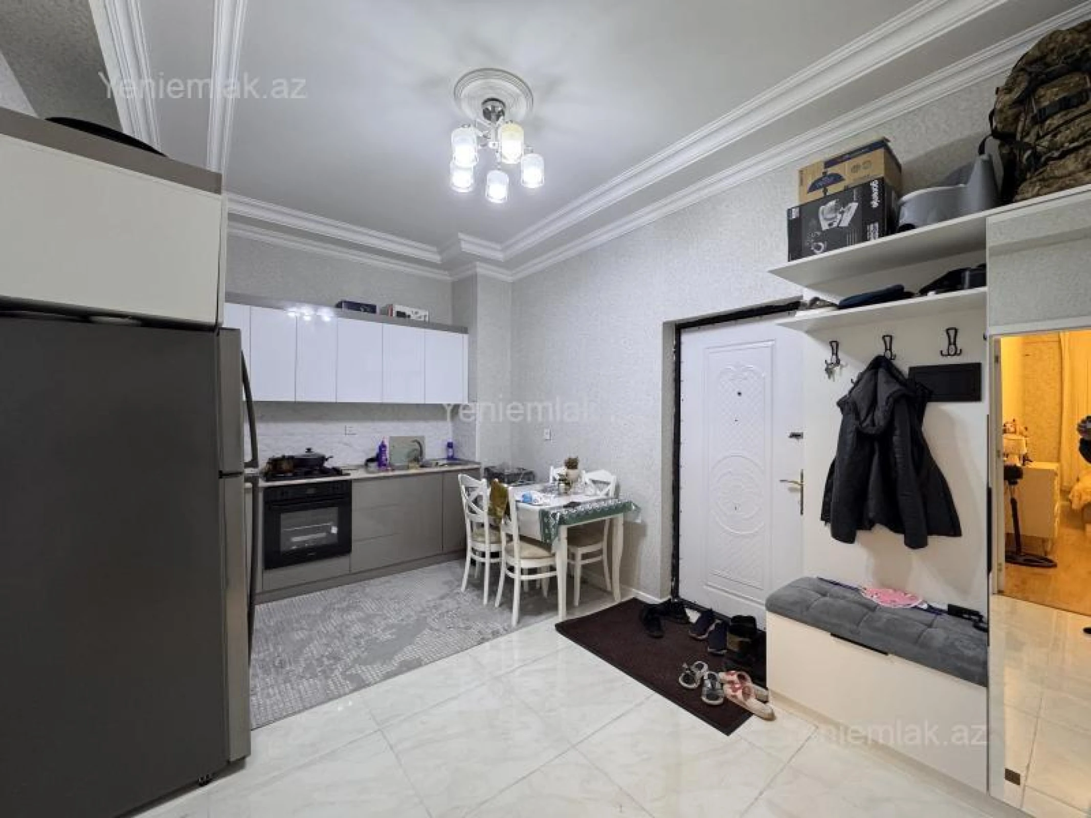 Satılır 2 otaqlı yeni tikili 72 m²