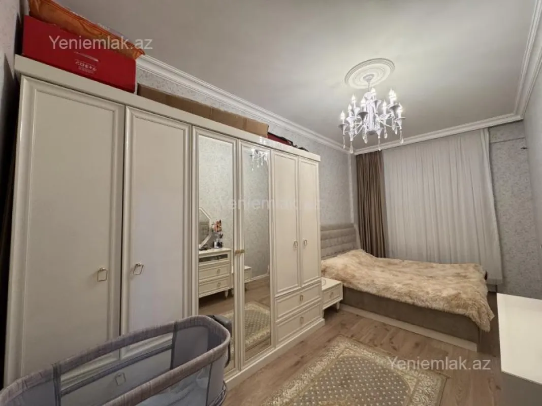 Satılır 2 otaqlı yeni tikili 72 m²