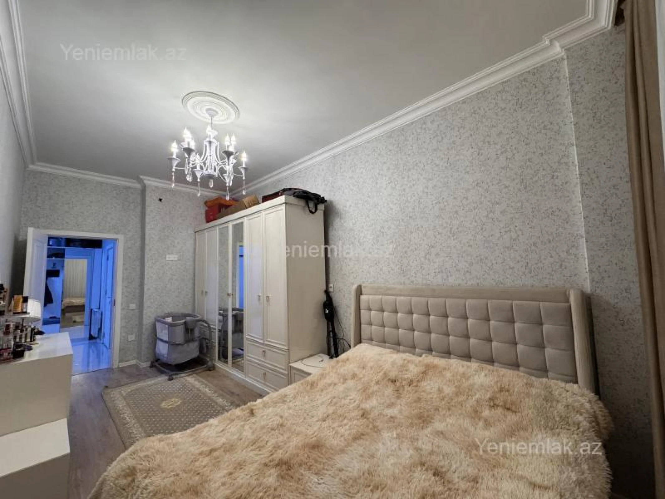 Satılır 2 otaqlı yeni tikili 72 m²