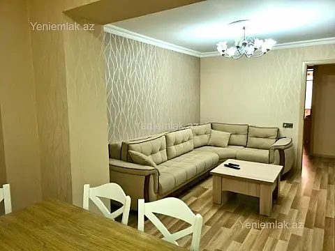 Satılır 3 otaqlı köhnə tikili 80 m²