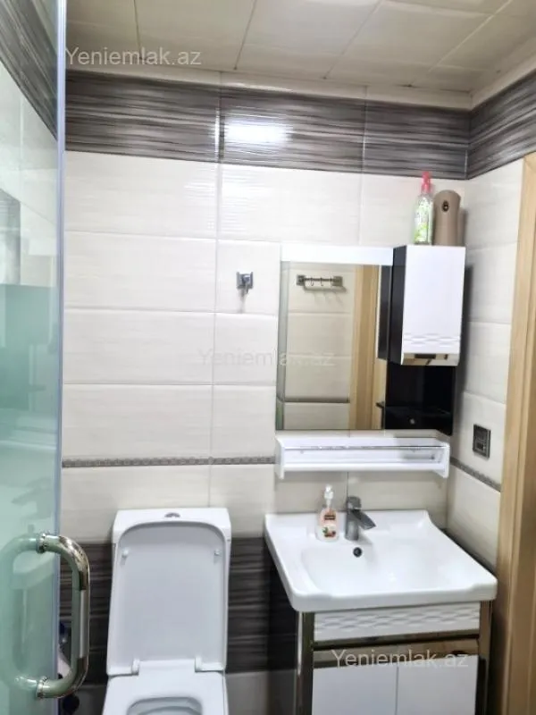 Satılır 3 otaqlı köhnə tikili 80 m²