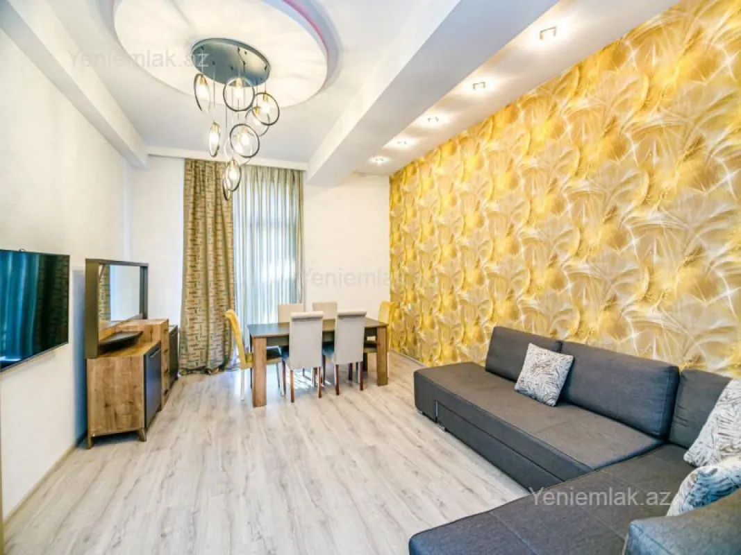 Satılır 4 otaqlı yeni tikili 190 m²