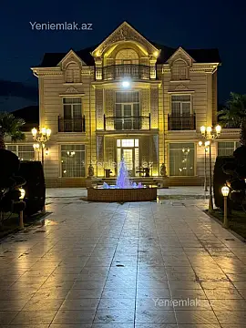 Satılır 7 otaqlı həyət evi 760 m²