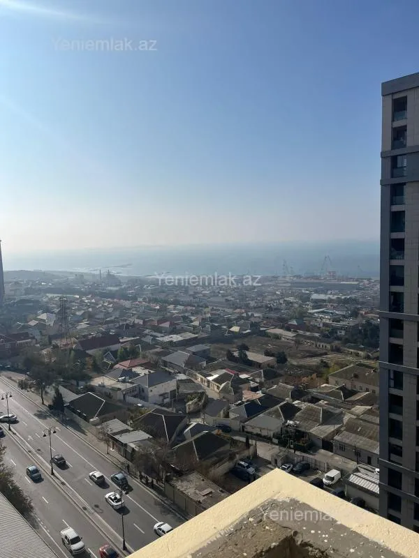 Satılır 3 otaqlı yeni tikili 130 m²