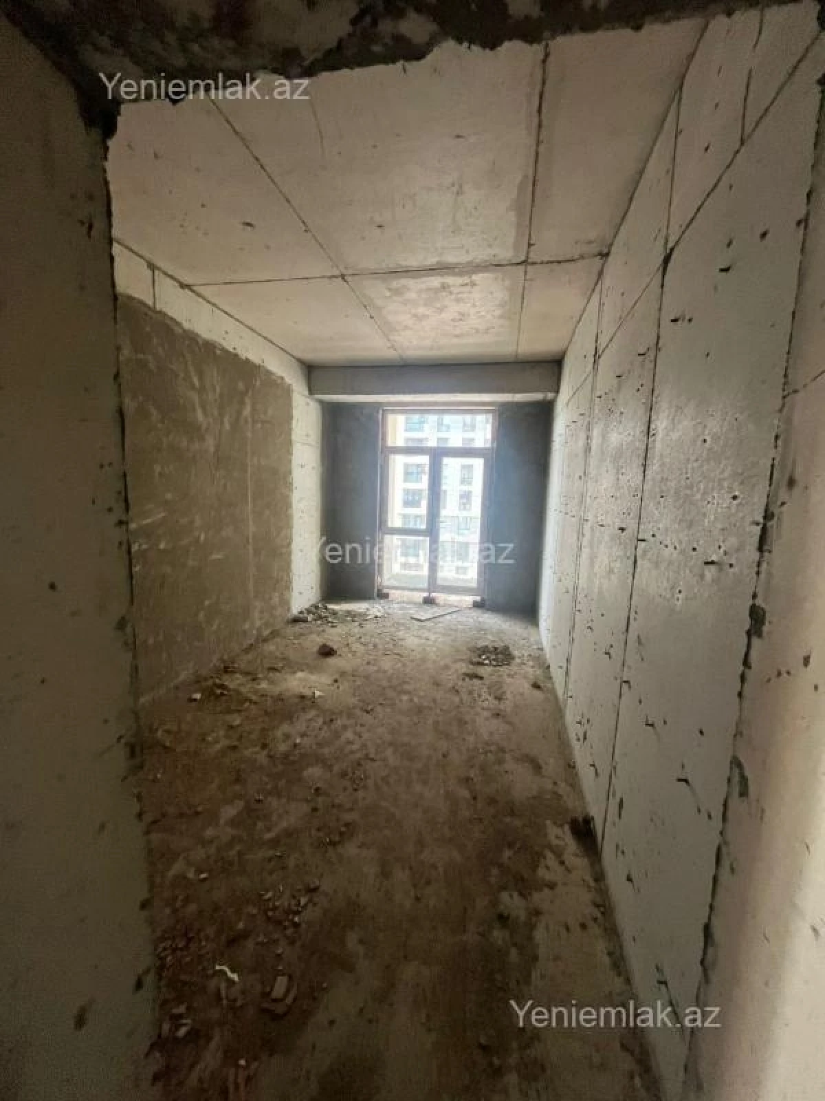 Satılır 3 otaqlı yeni tikili 130 m²