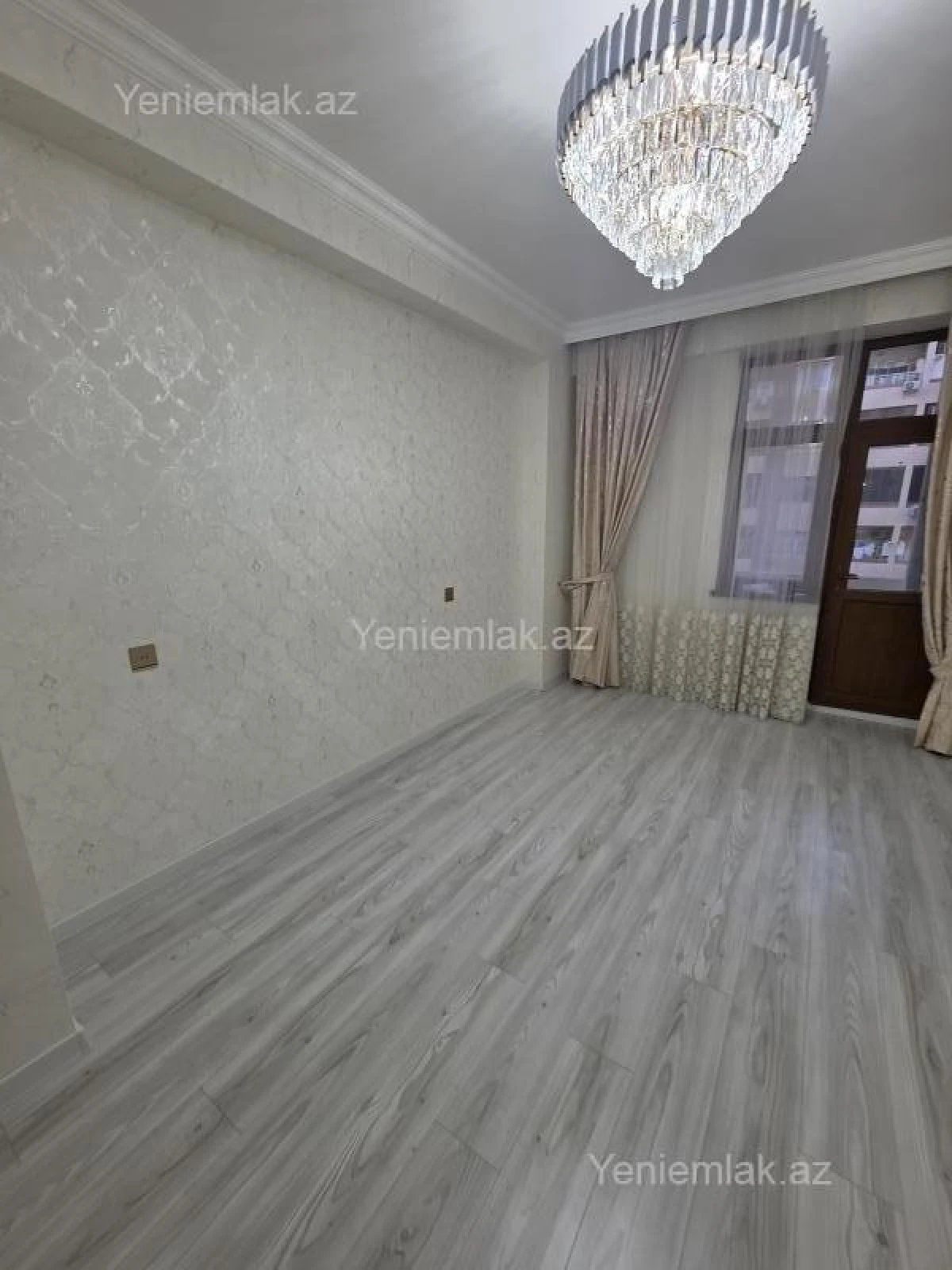 Satılır 3 otaqlı yeni tikili 90 m²