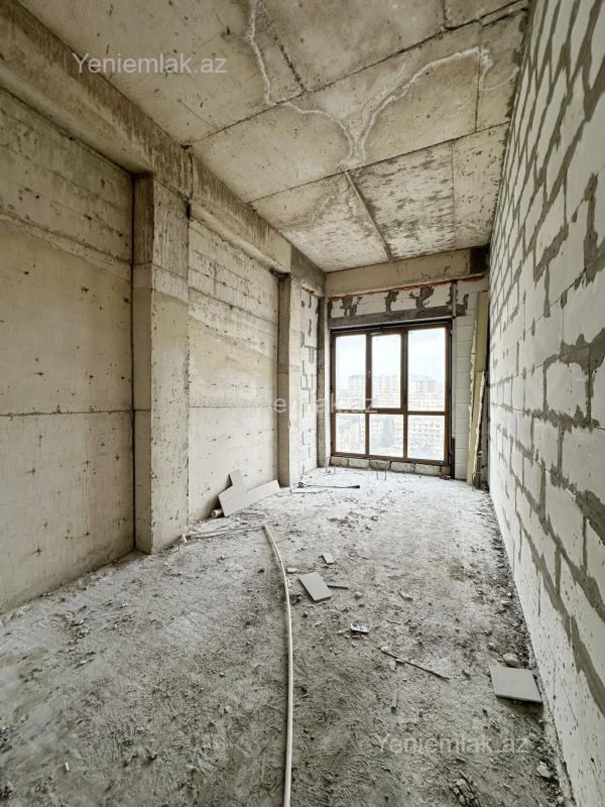 Satılır 2 otaqlı yeni tikili 86 m²