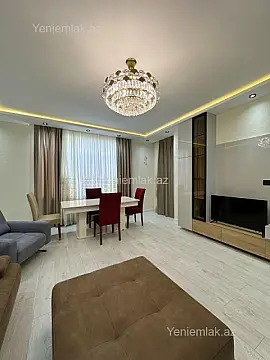 Satılır 3 otaqlı yeni tikili 125 m²