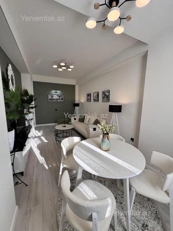 Satılır 2 otaqlı yeni tikili 78 m²