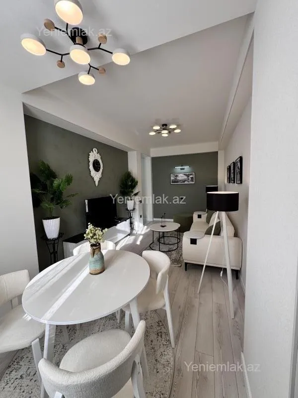 Satılır 2 otaqlı yeni tikili 78 m²