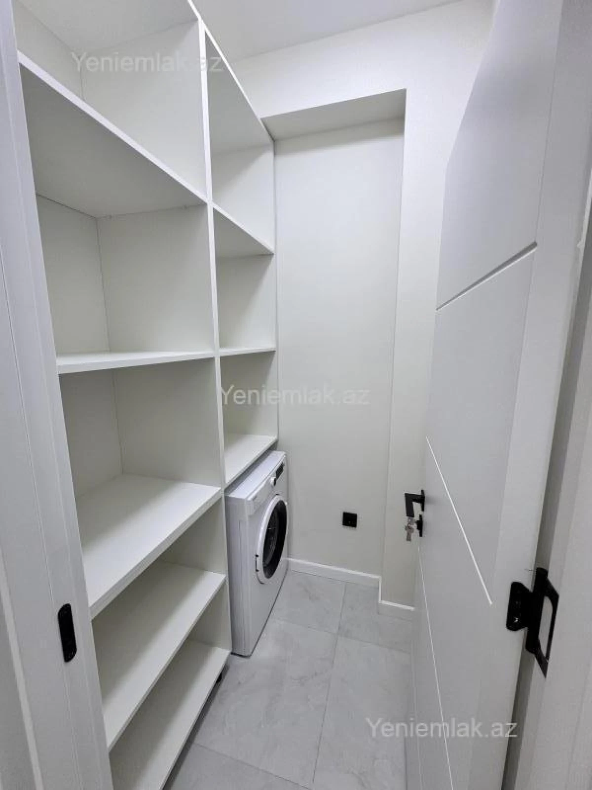 Satılır 2 otaqlı yeni tikili 78 m²