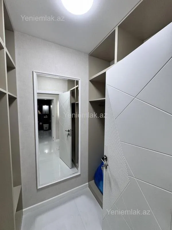 Satılır 2 otaqlı yeni tikili 65 m²