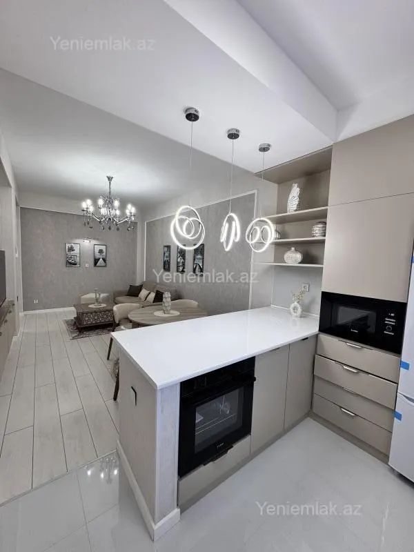 Satılır 2 otaqlı yeni tikili 65 m²