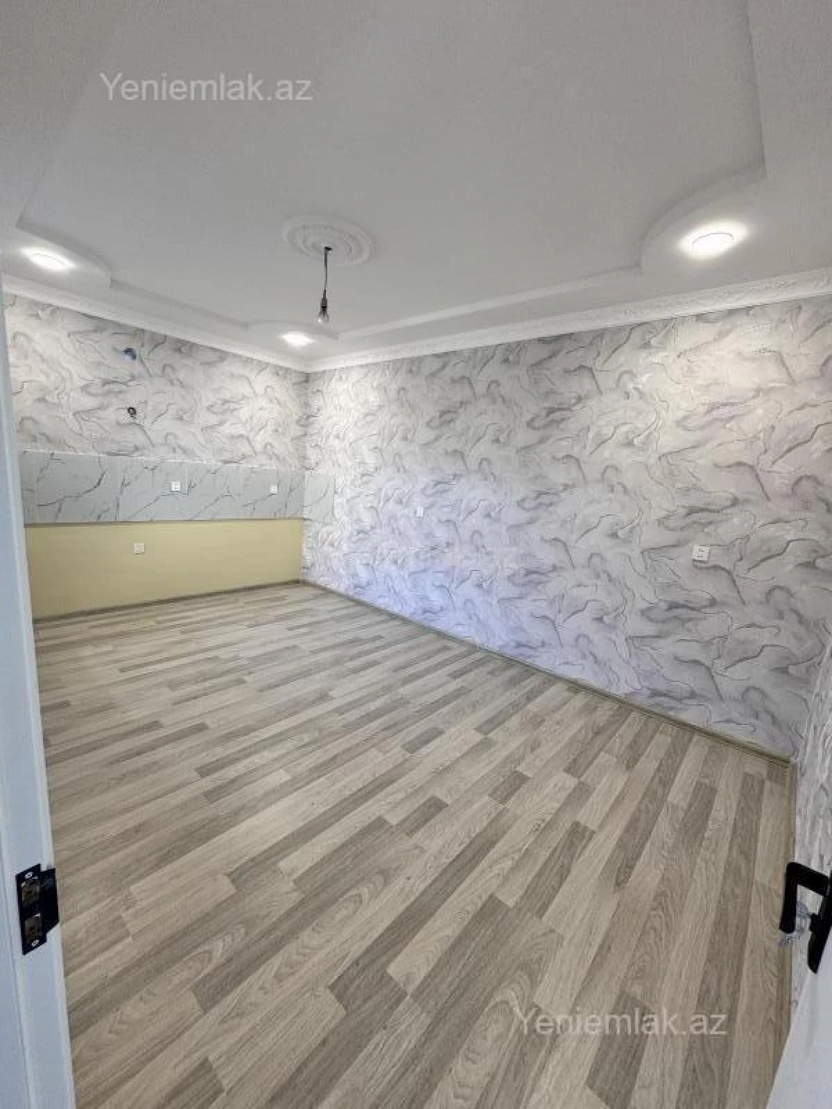 Satılır 4 otaqlı həyət evi 160 m²