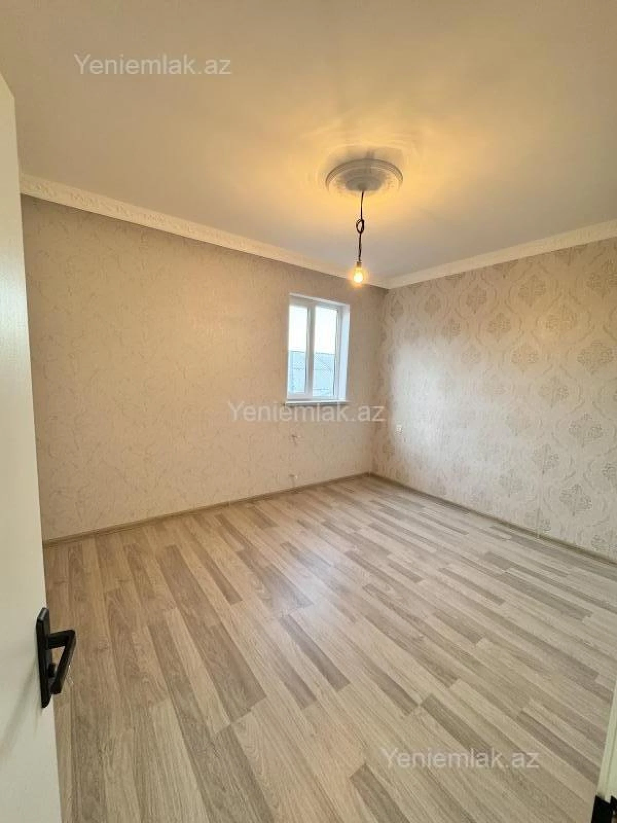 Satılır 4 otaqlı həyət evi 160 m²