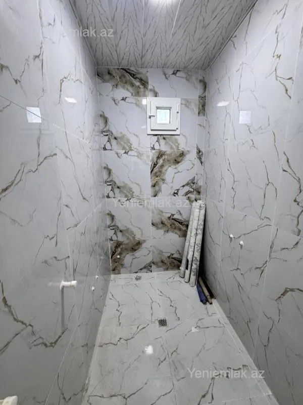 Satılır 4 otaqlı həyət evi 160 m²