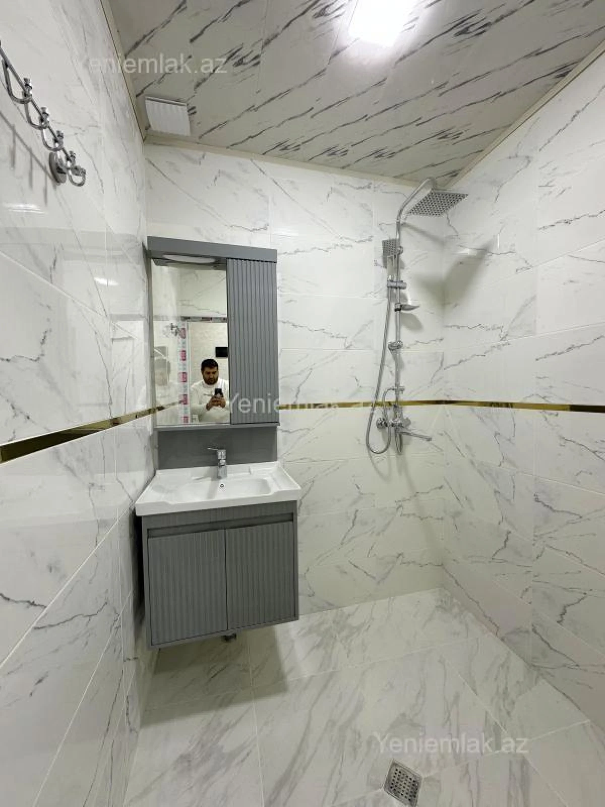 Satılır 3 otaqlı köhnə tikili 55 m²